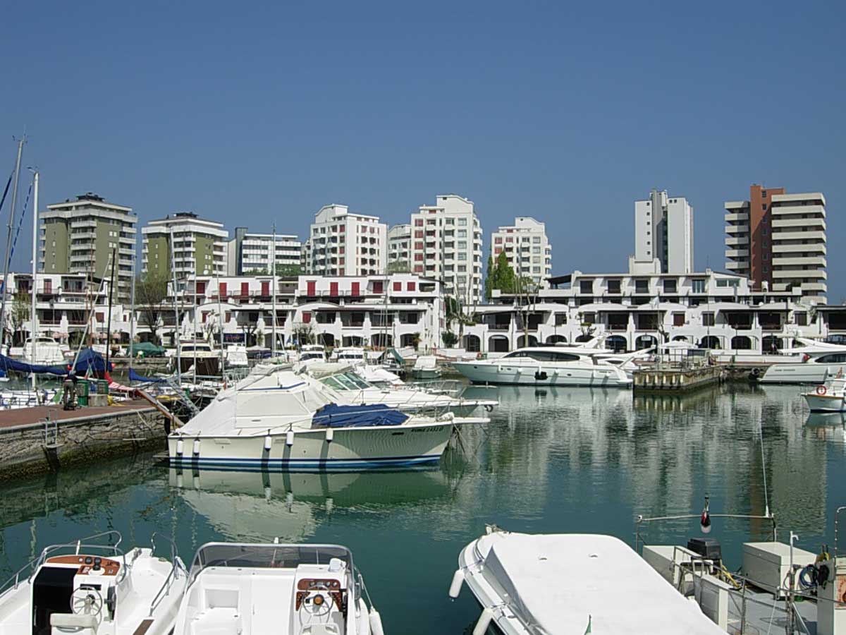 Giornata di Relax a Misano Adriatico con Avventura nell’entroterra Romagnolo"